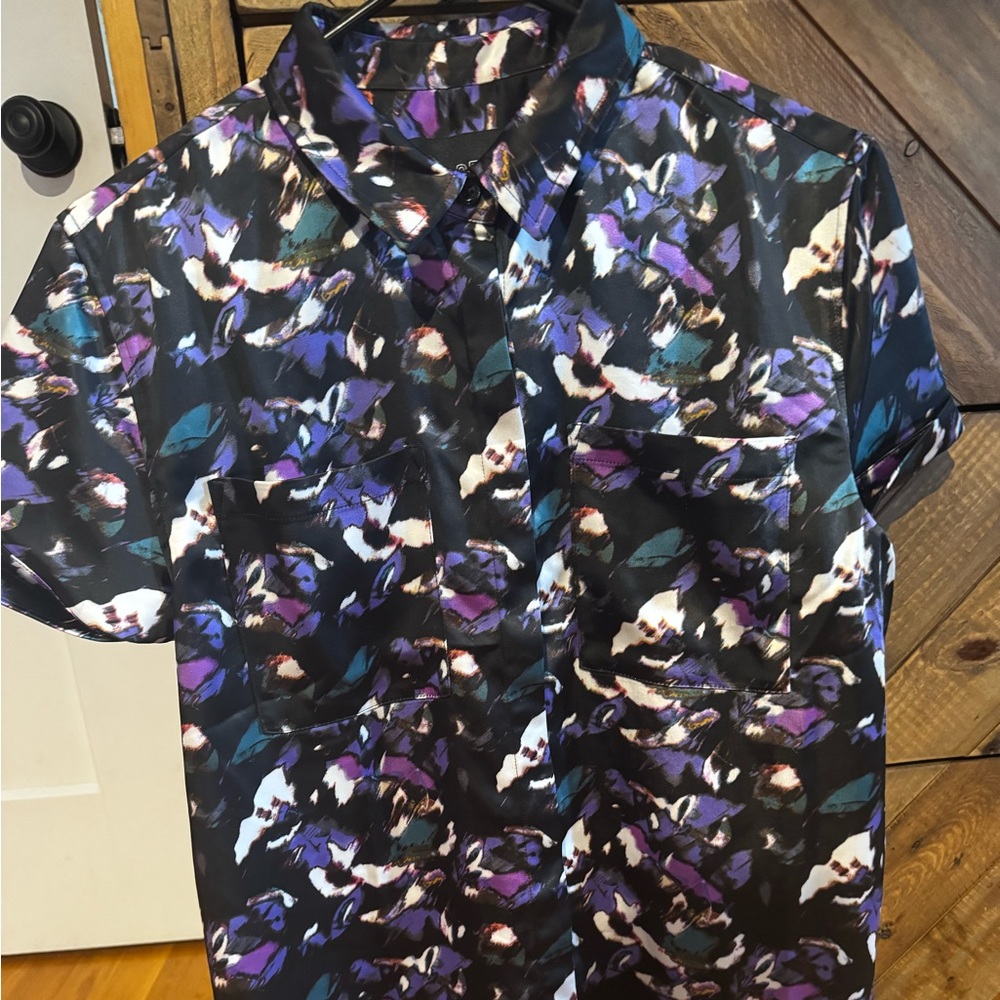 Wildfang satin button up size small